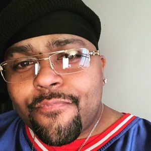 Meet your Posher, Antione